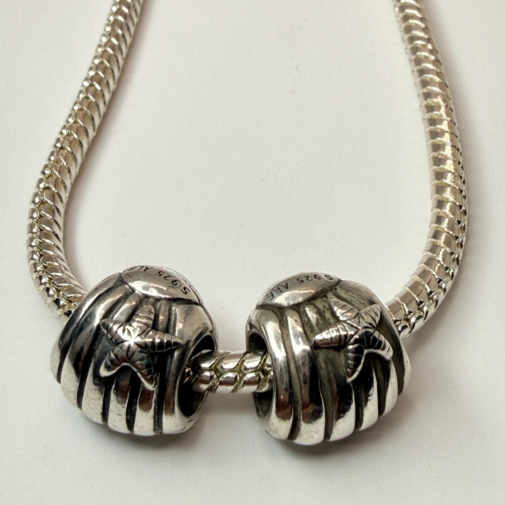 Pandora Clam Shell w Starfish Charms Set of 2 S925 ALE - Picture 5 of 5